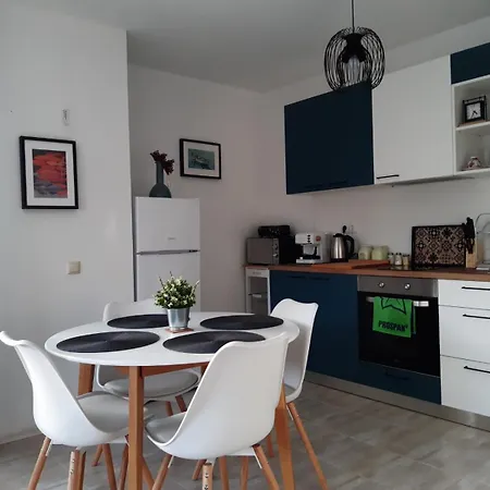 Lily - Relax In The Forest -