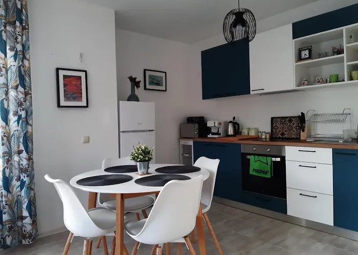 Lily - Relax In The Forest -